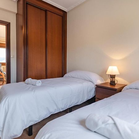 Apartamentos Privados Con Jardin Y Barbacoa Compartida En Ларедо Экстерьер фото