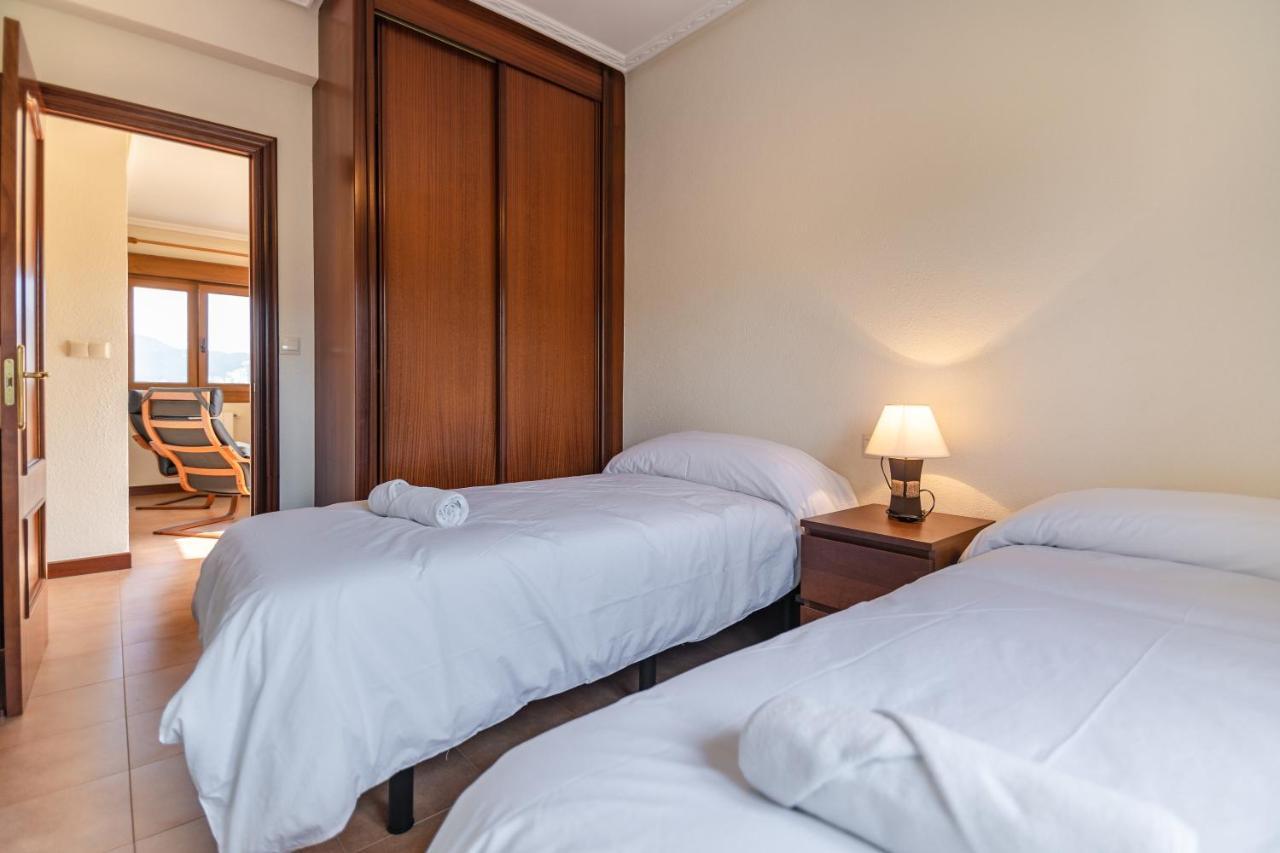 Apartamentos Privados Con Jardin Y Barbacoa Compartida En Ларедо Экстерьер фото