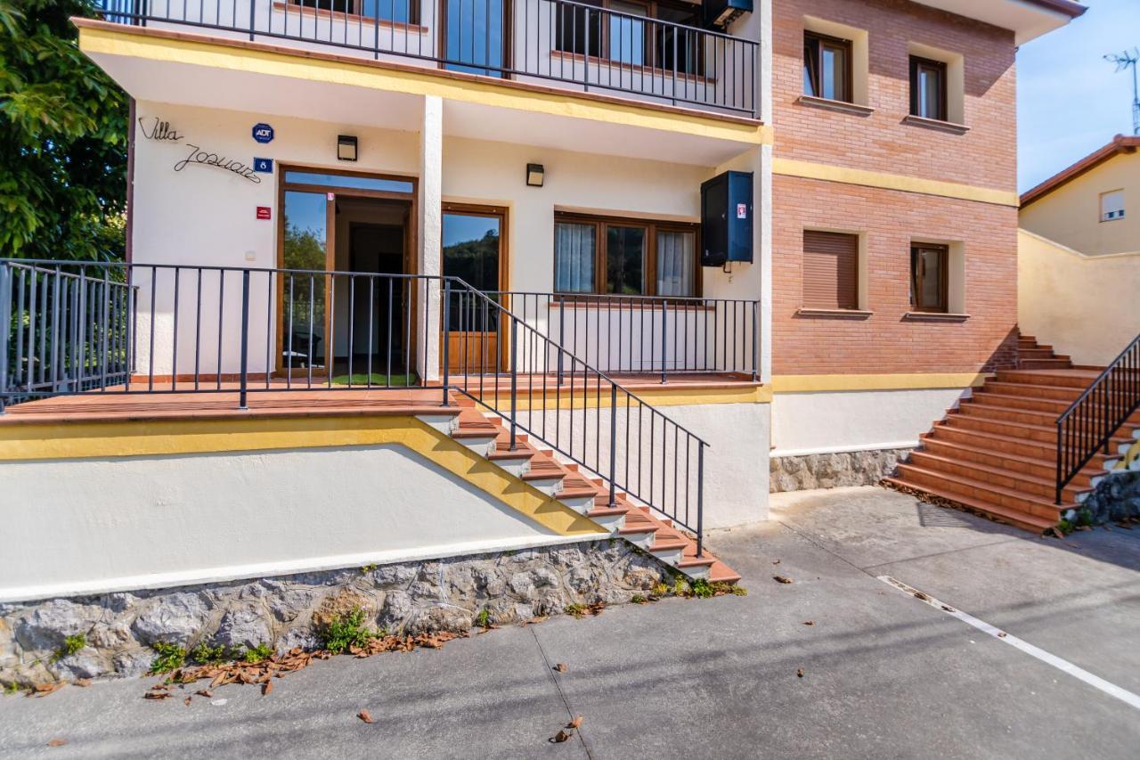 Apartamentos Privados Con Jardin Y Barbacoa Compartida En Ларедо Экстерьер фото