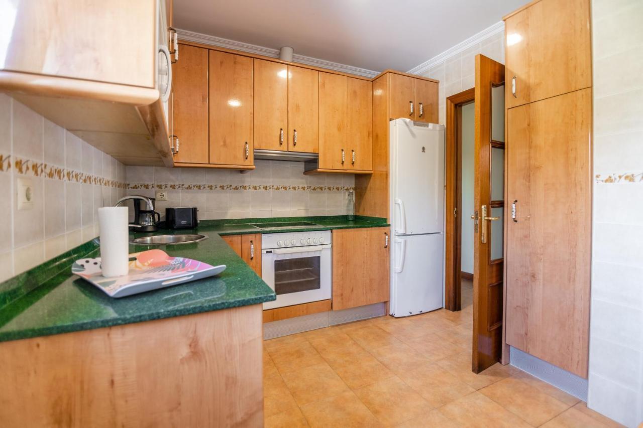 Apartamentos Privados Con Jardin Y Barbacoa Compartida En Ларедо Экстерьер фото